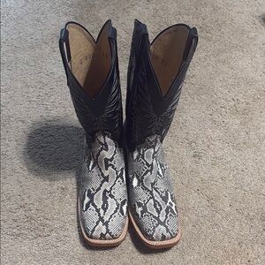 Men’s  Black and White Cowboy Boots